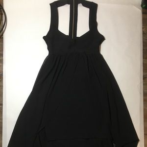 Bebe Womens Black Color Cut Away Dress Size XS.
